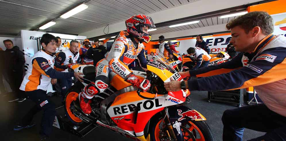 Marquez Selalu Di Luar Batas